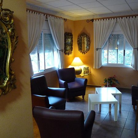 Hotel Ribes Roges Vilanova i la Geltrú Extérieur photo